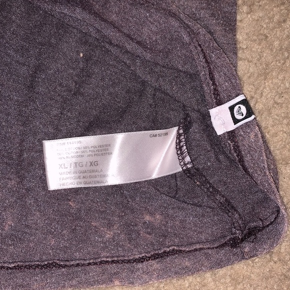 Xl Roxy v neck tee - Picture 6 of 6